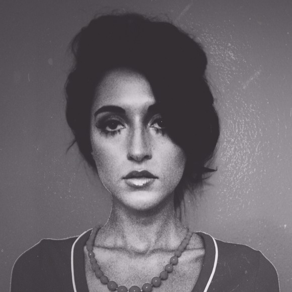 Meet your Posher, Alisa - Picture 1 of 1